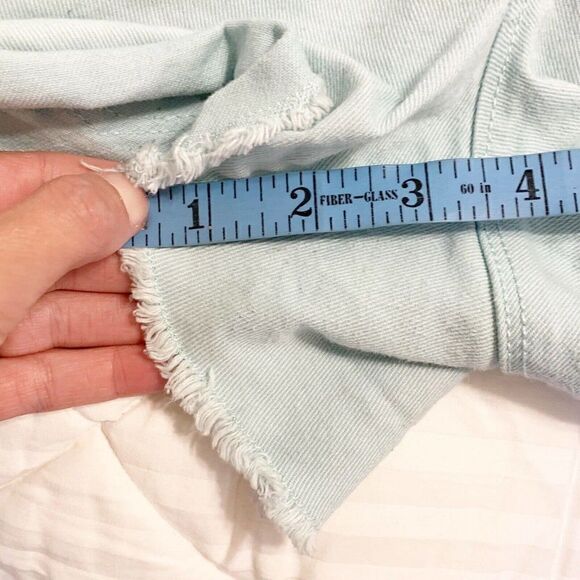 Lauren Conrad Mint Green Denim Jean Shorts Sz 2 Cutoffs GUC - Picture 8 of 10
